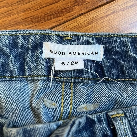 Good American Straight Leg Split Hem - Picture 9 of 13